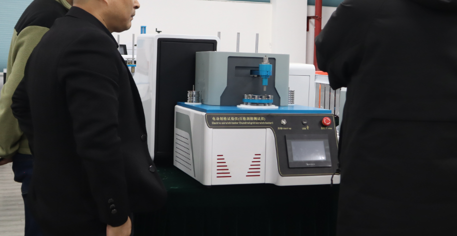 苏州某某有限公司赴上海理涛参观考察多功能刮擦测试仪、百格刮擦及五指刮擦测试仪